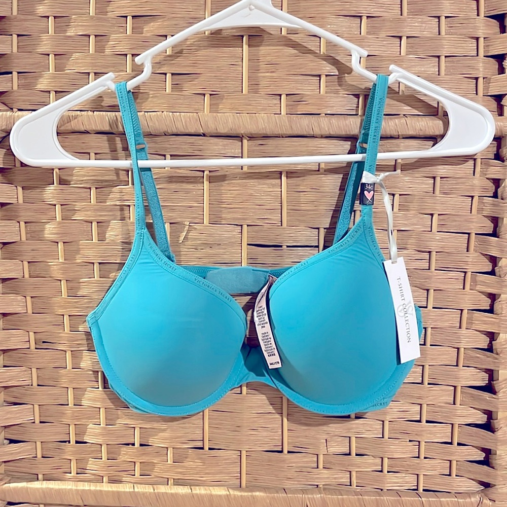 Victoria’s Secret Blue T-Shirt Push-Up Perfect Shape Bra